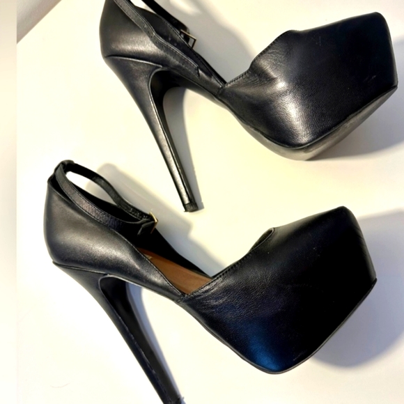 Steve Madden Deeny Stiletto Pumps Smooth Black Leather High Heels - Picture 7 of 11